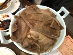 -乡土黄·鲜牛肉火锅·小龙虾(兴业街店)