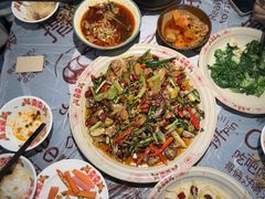 -耙吉吉川味小酒馆(本地人回头店)