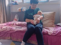 -爱的果实月嫂育婴师(世纪东方店)
