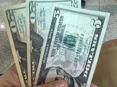 -胡志明新山一国际机场