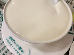 蛋白炖鲜奶-地茂馆甜品