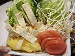 -菌海森林·非遗野生菌火锅(西山区滇池路摩根道店)
