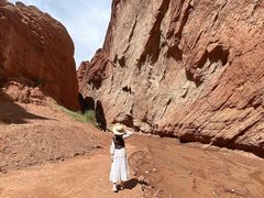 -天山神秘大峡谷