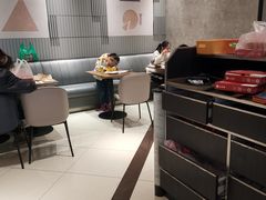 大堂-必胜客(吾悦国际广场店)