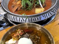 -喇喇排骨火锅·传统韩式脊骨汤(望京西园总店)