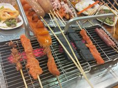 -哈尔滨小酒馆·鲜肉现穿自助烧烤(康新花园店)