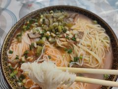 -肇兴特色牛肉粉