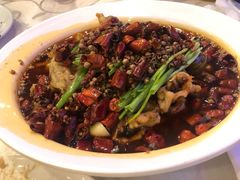 -鑫巴蜀小镇 · 水煮鱼专研店(玉桥店)