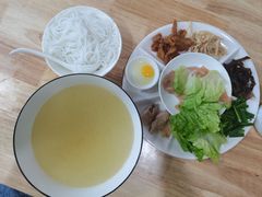 -德致祥云南过桥米线(云天小苑店)