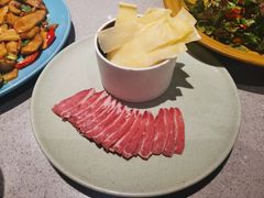 鲜乳扇诺邓低温火腿-半山腰·云南菜(侨福芳草地店)