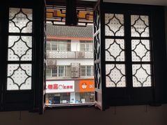 -同得兴 Since·1995 传统苏式面馆(嘉馀坊店)