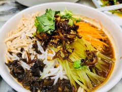 -蔼若春.传承三十年云南菜(金碧公园店)