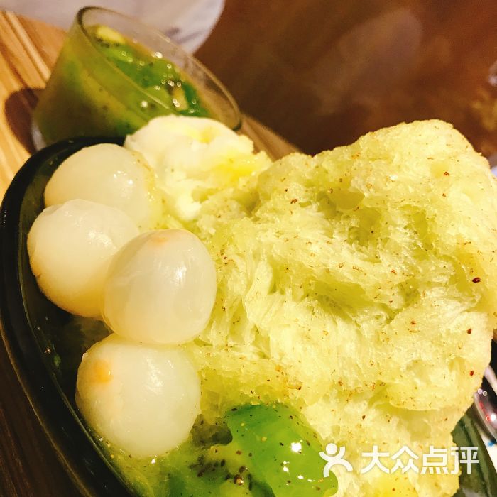 奇异果荔枝绵绵冰