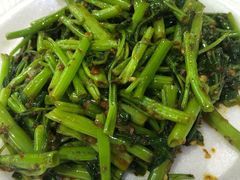 -纽顿熟食中心
