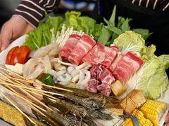 -樾餐厅泰式海鲜火锅(民歌湖店)