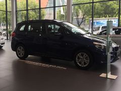 -上海宝信宝马4S店