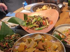 -云海肴·汽锅鸡·云南菜(天山百盛优客店)