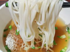 浇汤面-三宽猪蹄(咸阳店)