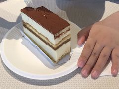 -Dough&Joe团憩(瑞虹天地月亮湾店)