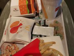 -麦当劳(南京路2店)