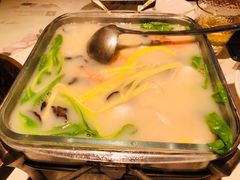 -青叶202都市餐厅(迪诺水镇店)