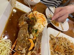 -两兄弟Song Pee Nong(2号店)