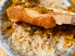 -梁阿婆廿年老牌扣肉糯米饭