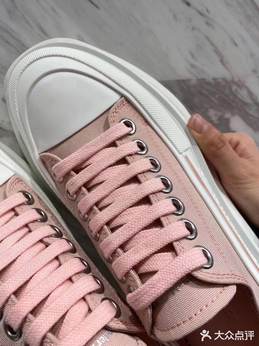 麦昆鞋子 必入款