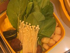 -润园四季椰子鸡火锅(卓越INTOWN店)