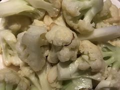 -TRIPLE 8 China Bar & Grill