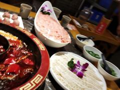 -蜀辣居鲜货老火锅(红牌楼店)