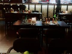 -卡普里披萨·牛扒·下午茶