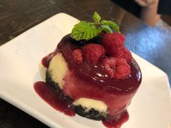 -莓园冰淇淋店