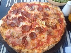 -Trattoria Altrove