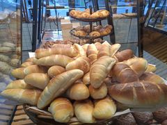 -Dough&Joe团憩(瑞虹天地月亮湾店)