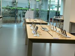 -华为授权体验店(中山公园来福士)