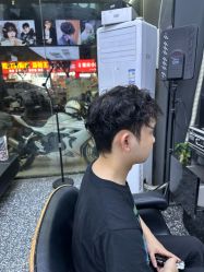-藤野造型专业烫染接发