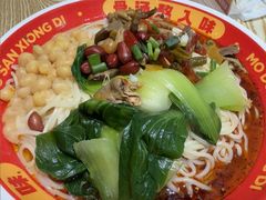 -魔都三兄弟酸辣粉·蘸卤炸串(虹桥万科店)