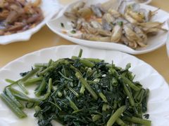 -海月湾海景餐厅( 嵊泗本地老字号店)