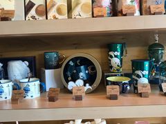 零售区-星巴克臻选(宁波世纪东方广场店)