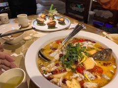 -花溪雨·森林餐厅(石基店)