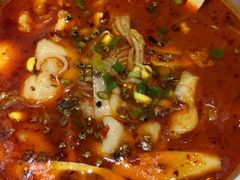 -渝是乎酸菜鱼(龙旗购物中心店)