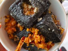 -黑色经典臭豆腐·湖南特产(步行街店)