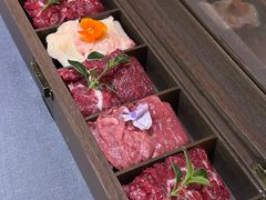 -左庭右院鲜牛肉火锅黑金店(陆家嘴中心店)