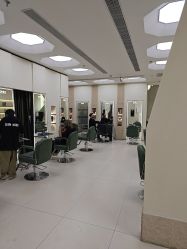 -八佰伴8008星级形象店