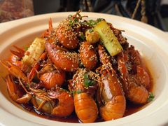 -肥肥虾庄·金牌油焖大虾(汉街SKP店)