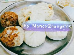 奥尔良鸡腿包-老陶包子铺(南大西南村店)