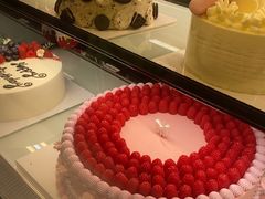 -花花卷卷·鲜食蛋糕(泉屋店)