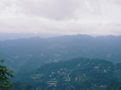 -齐岳山