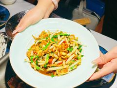 -雀舞云南菜(天津天河城购物中心店)